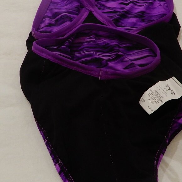 Girl's (10-12 Yrs Old) New Vitric Diamondfit One Piece Swim Suit - Picture 4 of 5